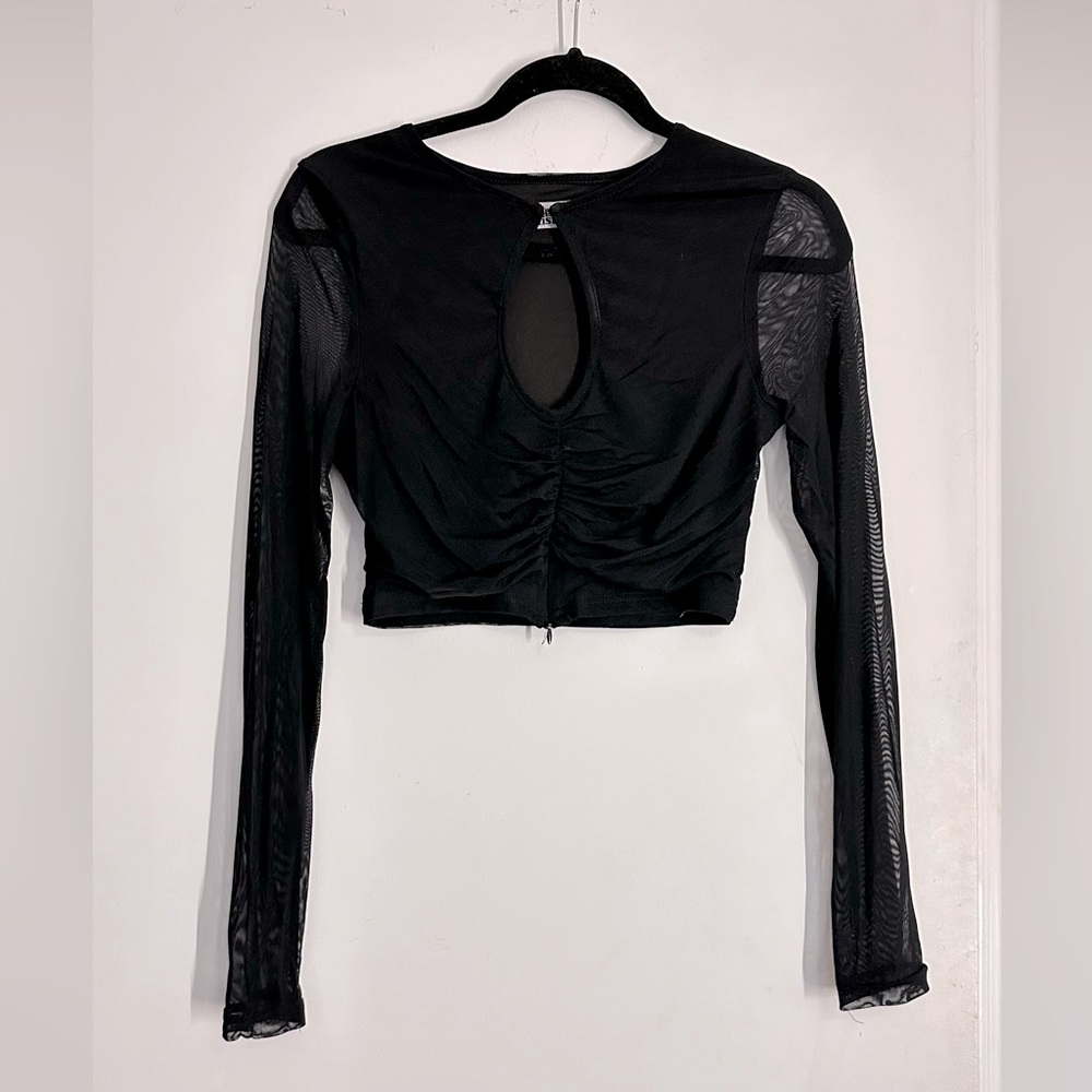 Mesh cut out key hole crop top